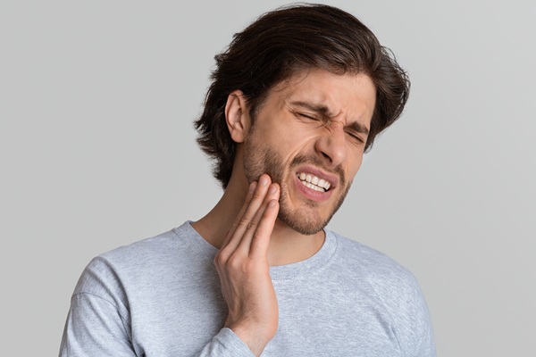 Tips To Handle A Dental Emergency